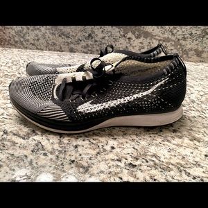 Nike Flyknit Racer Volt Size 9